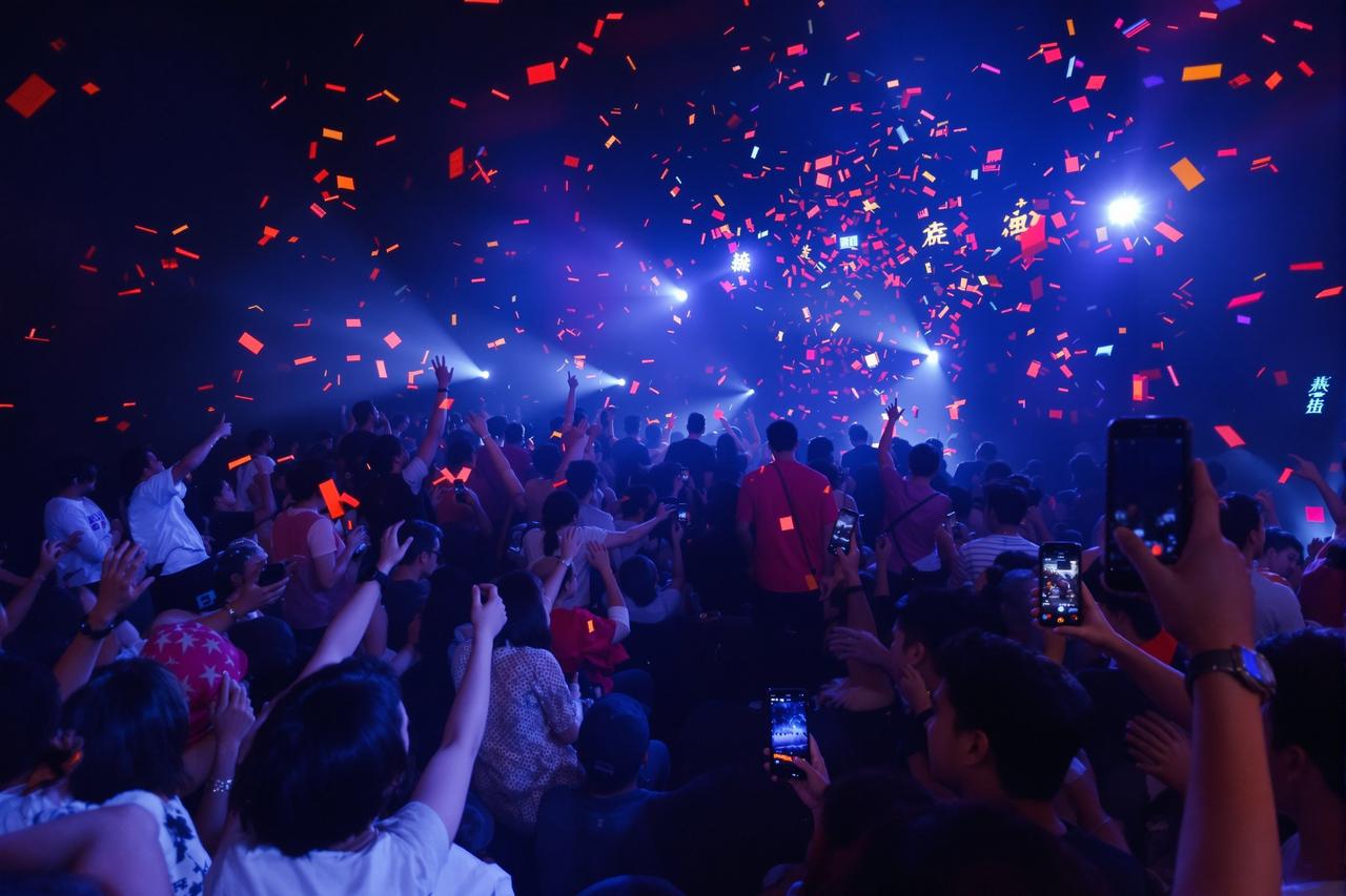 《星河漫漫》全球票房突破30亿，创色视频历史新高